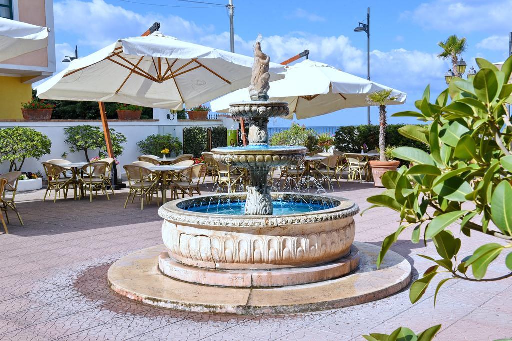 Hotel Costa D'Oro سانتا ماريا دي كاستيلاباتي المظهر الخارجي الصورة